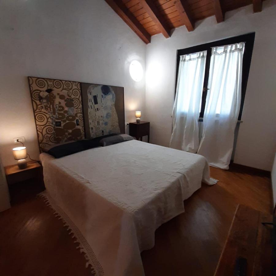 Loft Trabucco - In The Heart Of Salo City Center, Lake View, 4 Rooms Extérieur photo